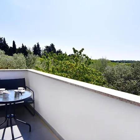 With A Parking Space Basanija, Umag - 20522 Apartment